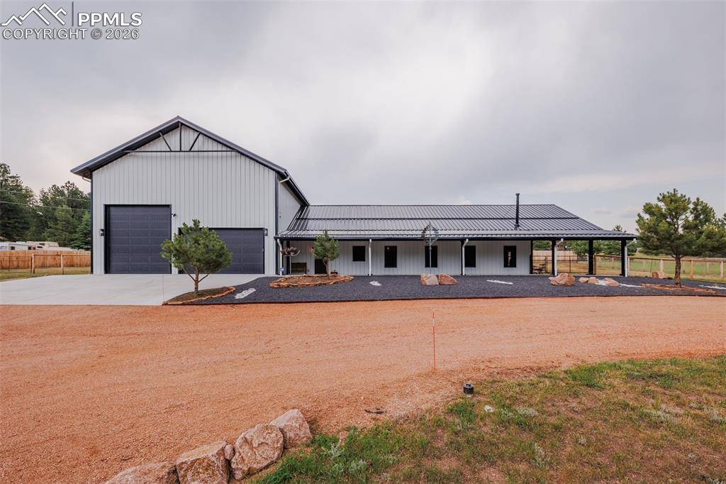 Florissant, CO 80816,412 Obsidian DR