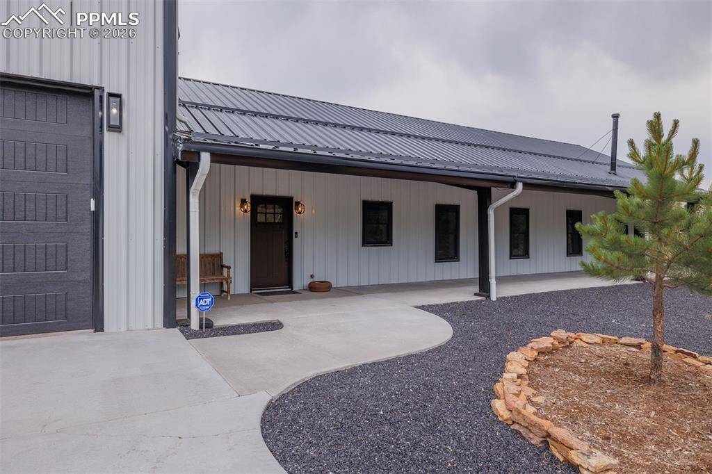 Florissant, CO 80816,412 Obsidian DR