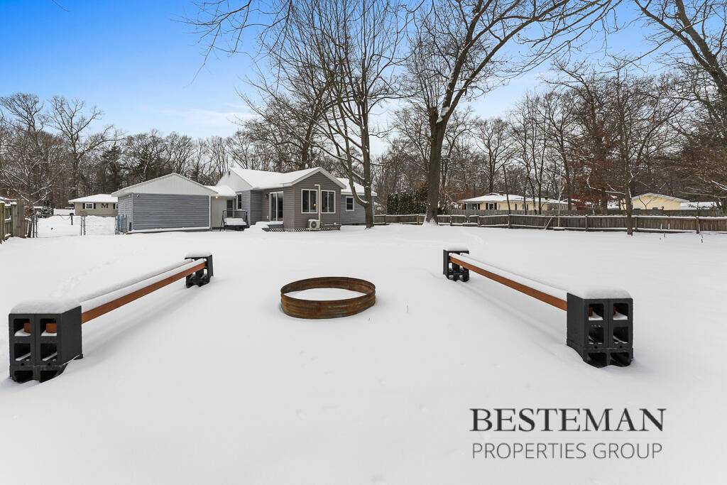 Muskegon, MI 49445,1290 Sherwood DR