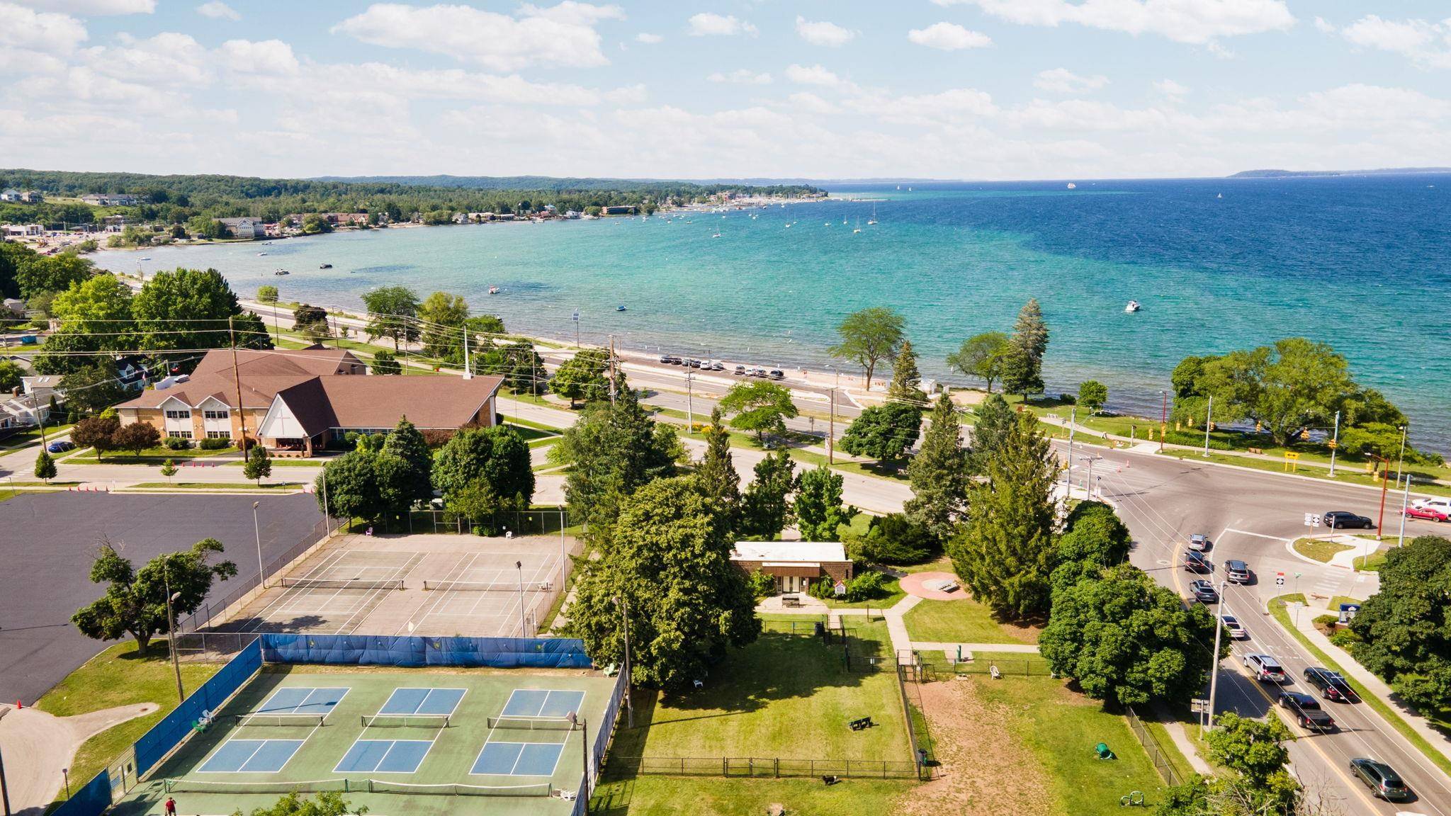 714 #308 Randolph ST, Traverse City, MI 49684