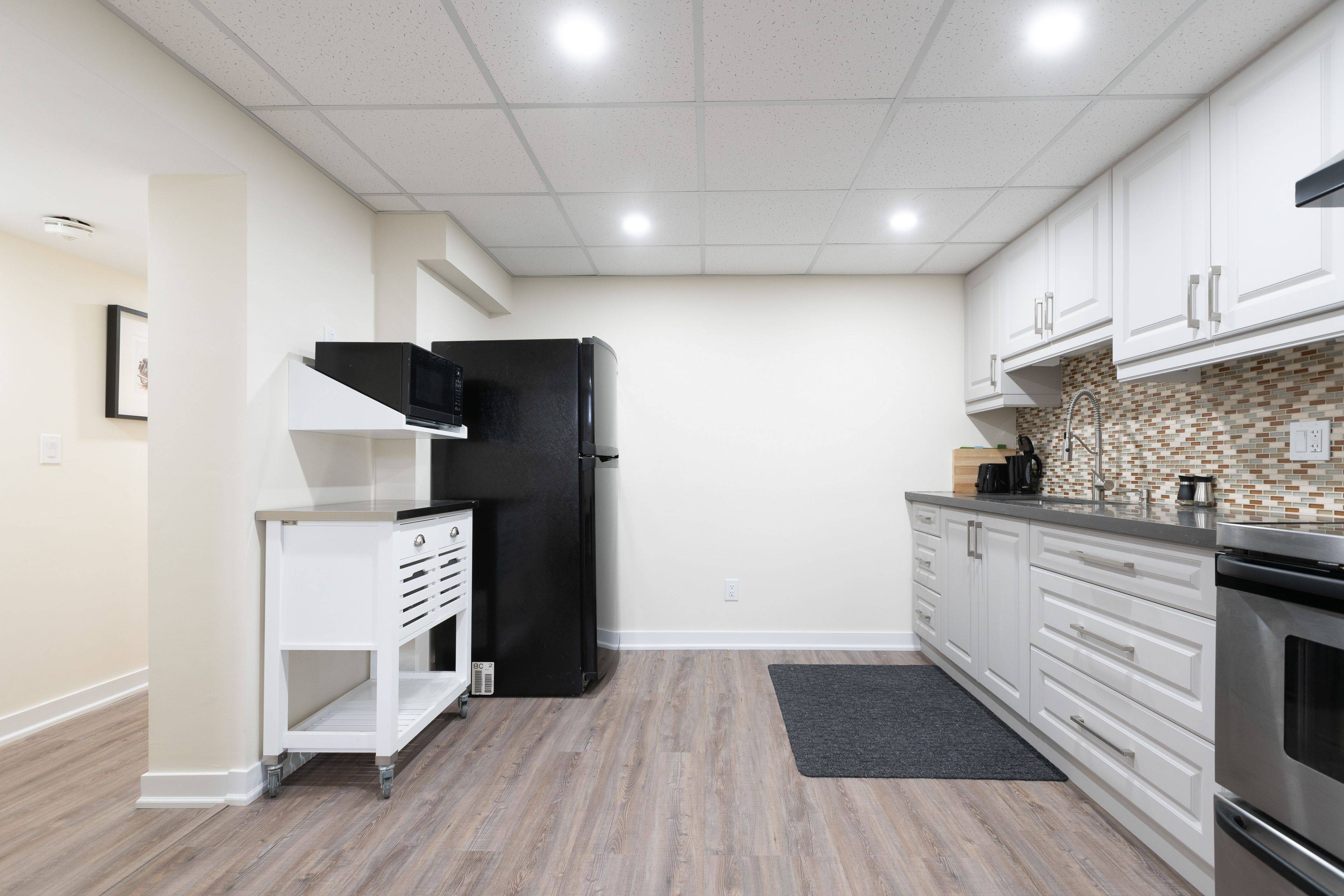 Toronto E09, ON M1G 2B3,5 Barlow RD