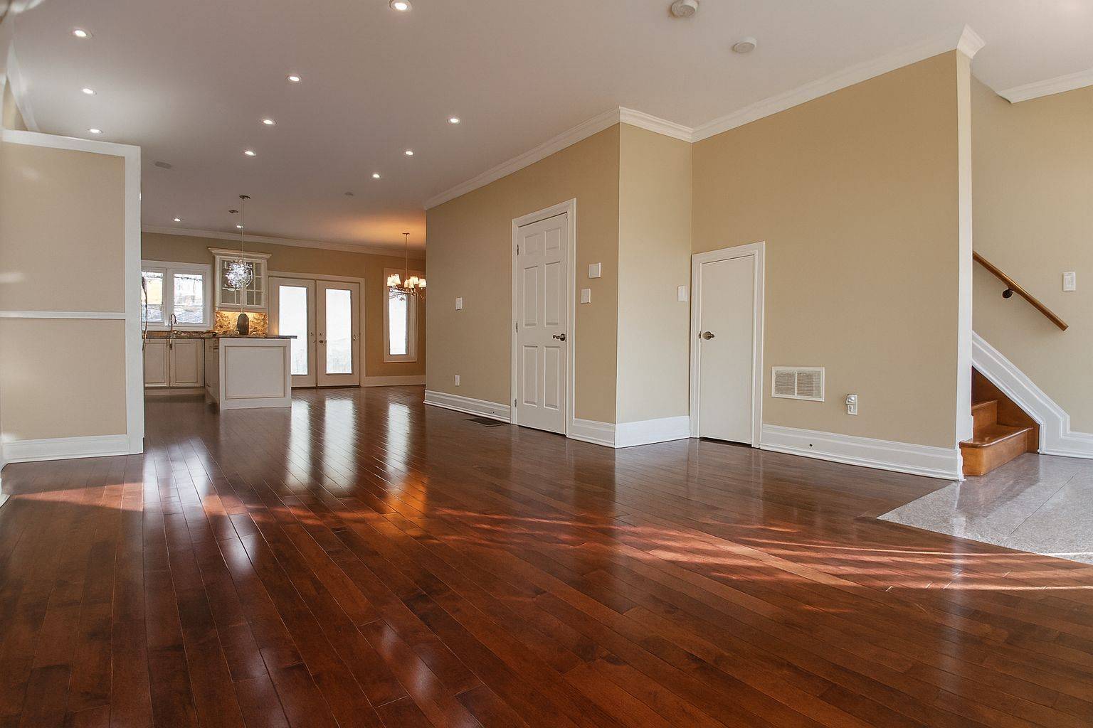 Toronto E03, ON M4K 3W9,1291 Pape AVE #Main