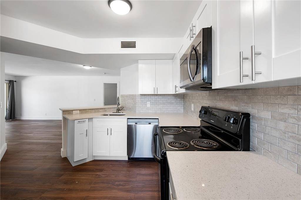 Coral Springs, FL 33067,8851 Wiles Rd #202