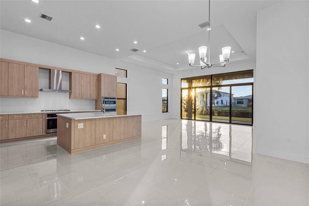 Boca Raton, FL 33434,21015 Tangelo Tree Drive