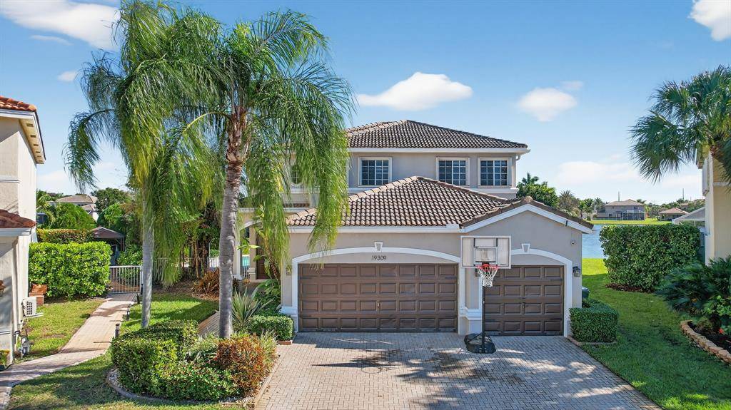 Fort Lauderdale, FL 33332,19309 SW 64th St