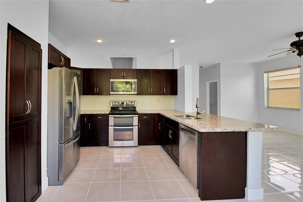 Coral Springs, FL 33076,5240 NW 112th Way