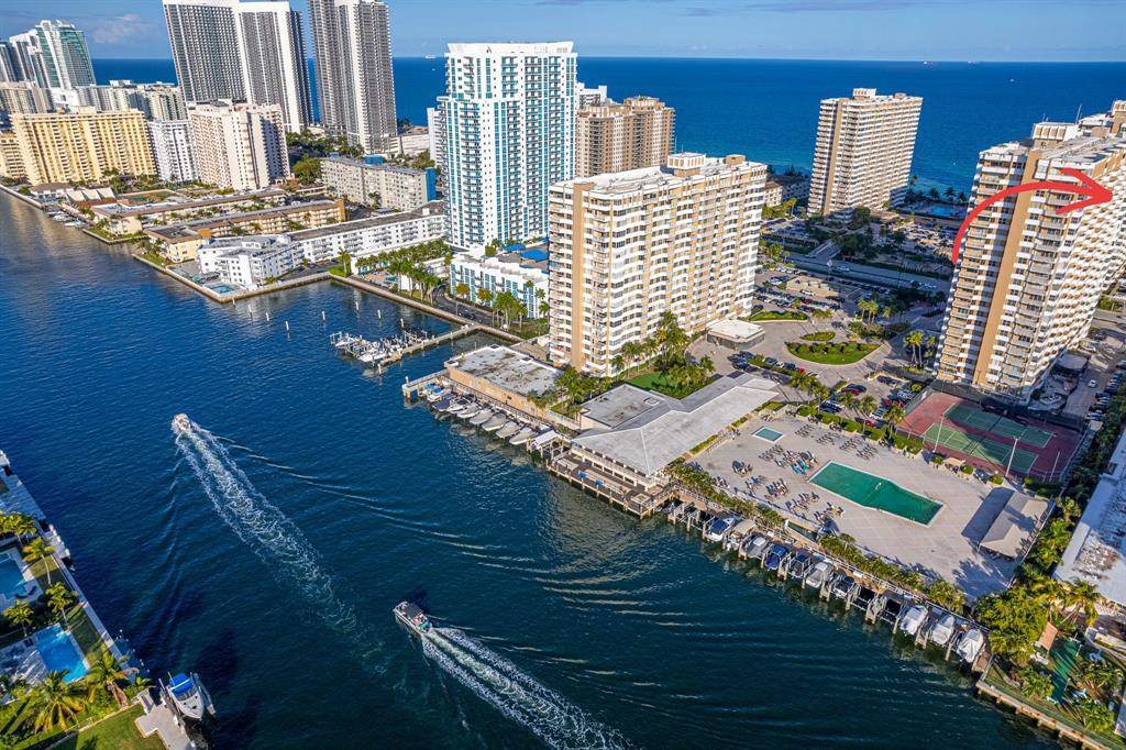 Hallandale Beach, FL 33009,1985 S Ocean Dr #10G