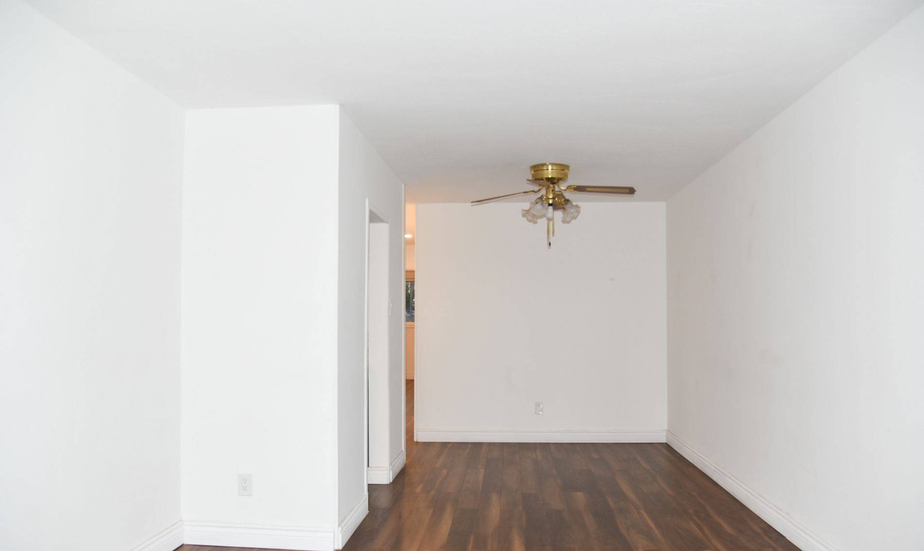 Newmarket, ON L3Y 2S4,181 Penn AVE S #Main