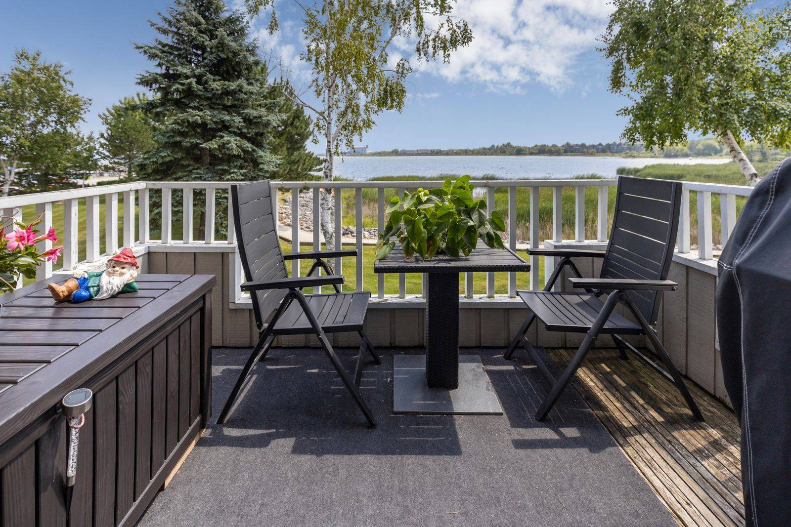 Collingwood, ON L9Y 5S3,8 Ramblings WAY #121