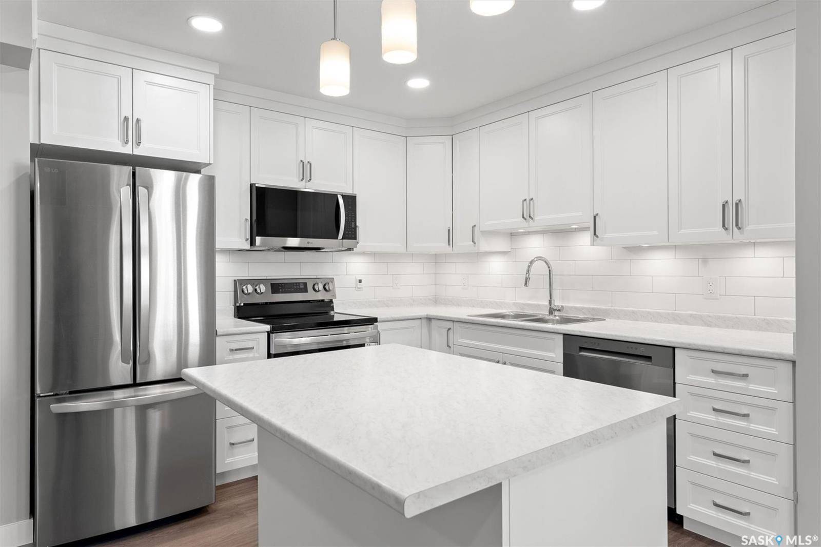 Saskatoon, SK S7N 1P8,318 108th STREET W #202