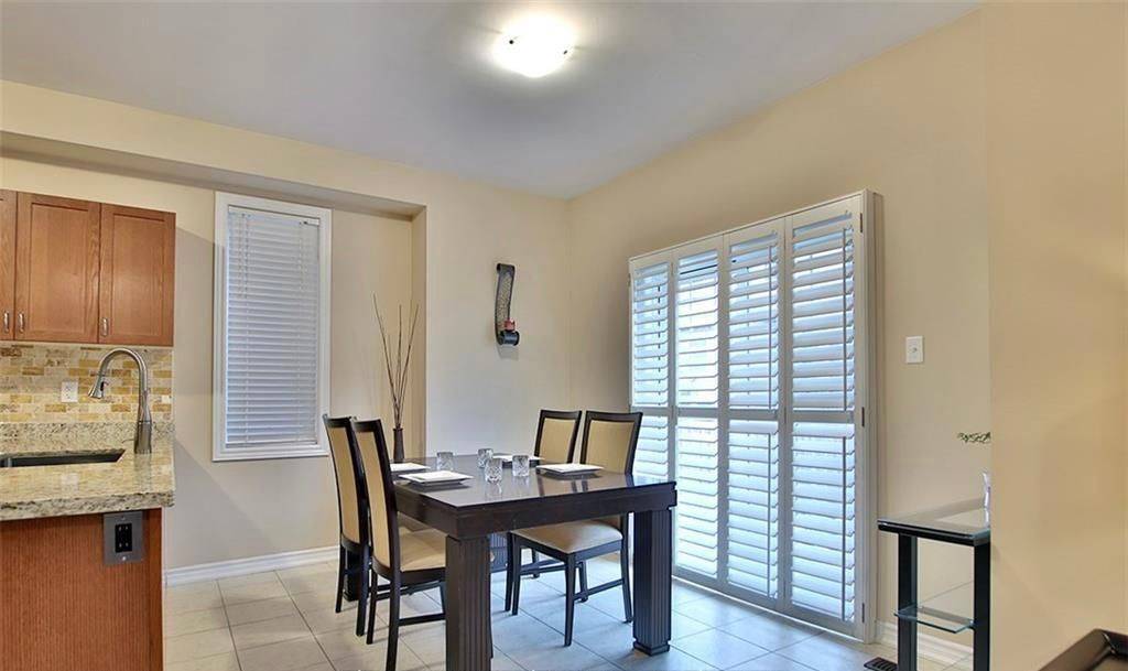 Milton, ON L9T 8M1,527 Miller WAY