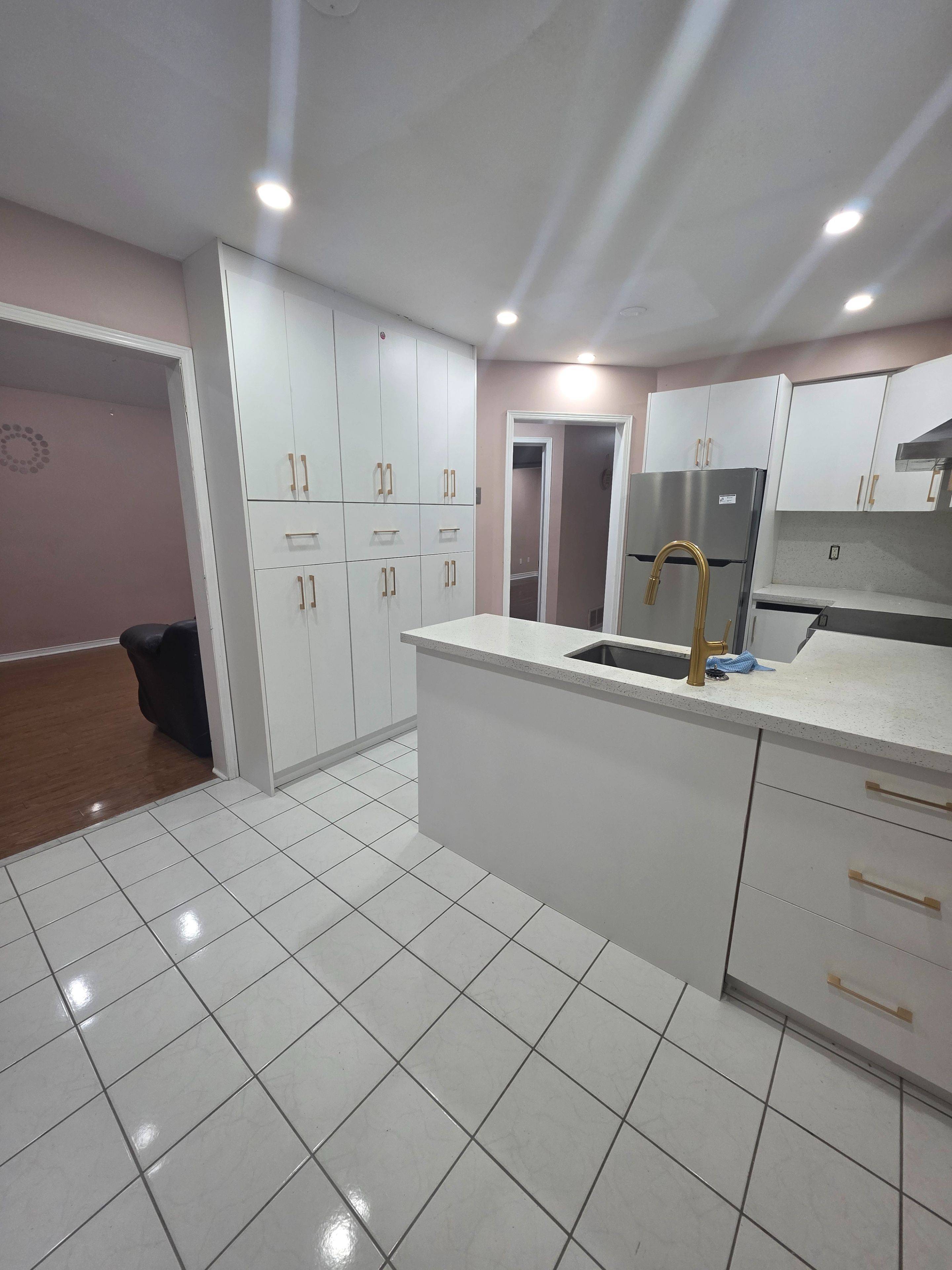 Brampton, ON L6R 1G4,81 Peace Valley CRES