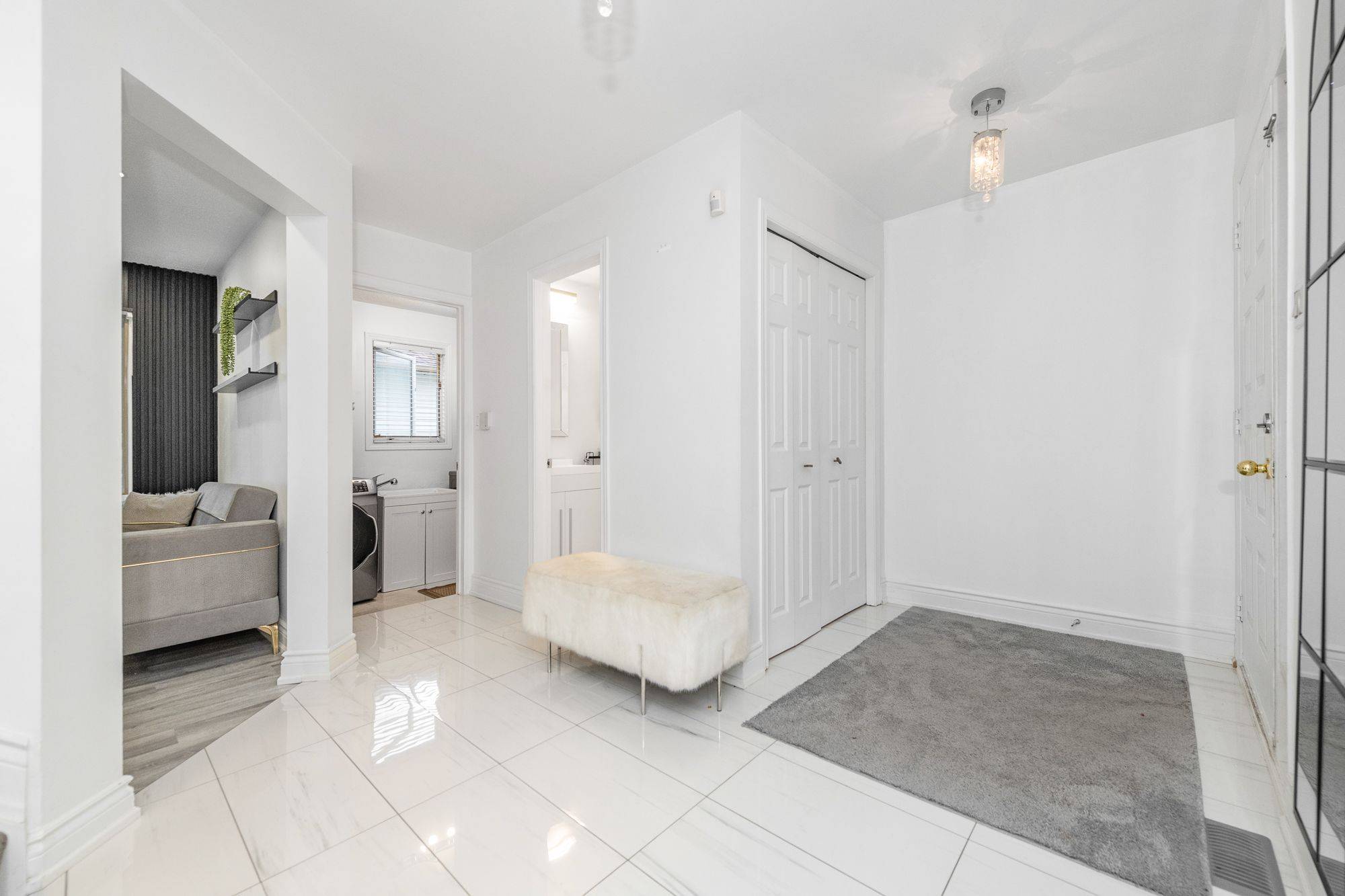 Hunt Club - South Keys And Area, ON K1G 5K2,2163 Johnston RD