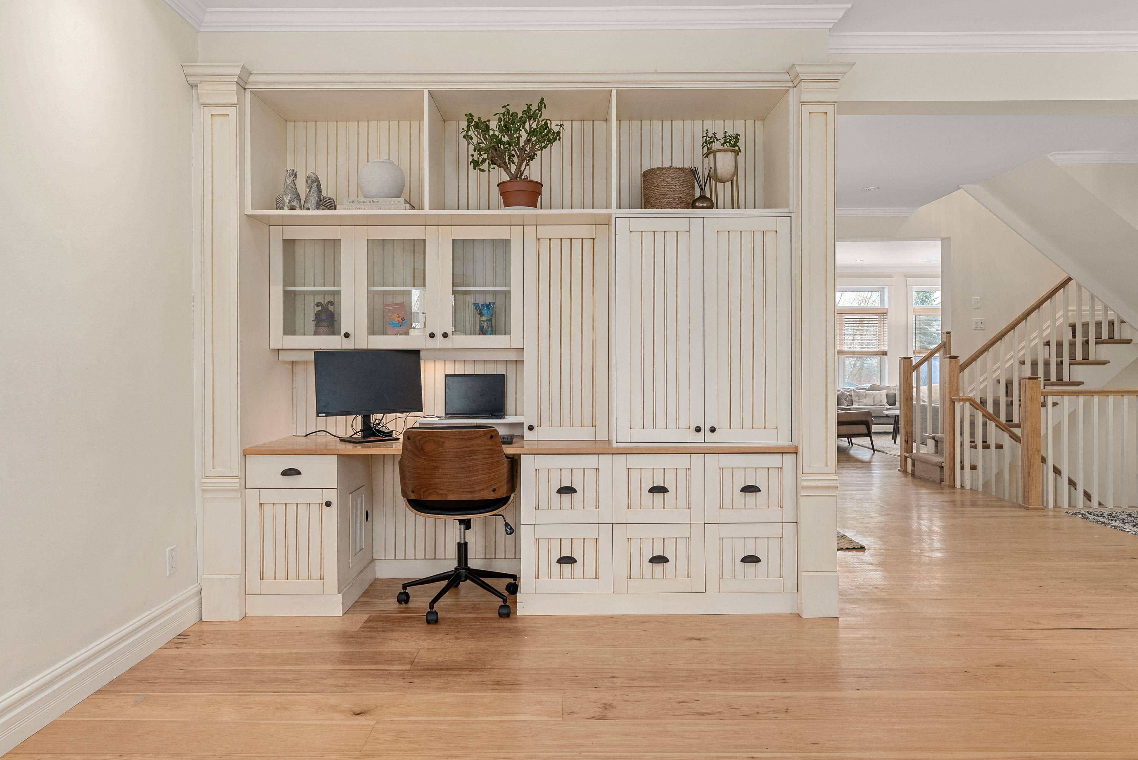 Blue Mountains, ON L9Y 0V1,156 Snowbridge WAY