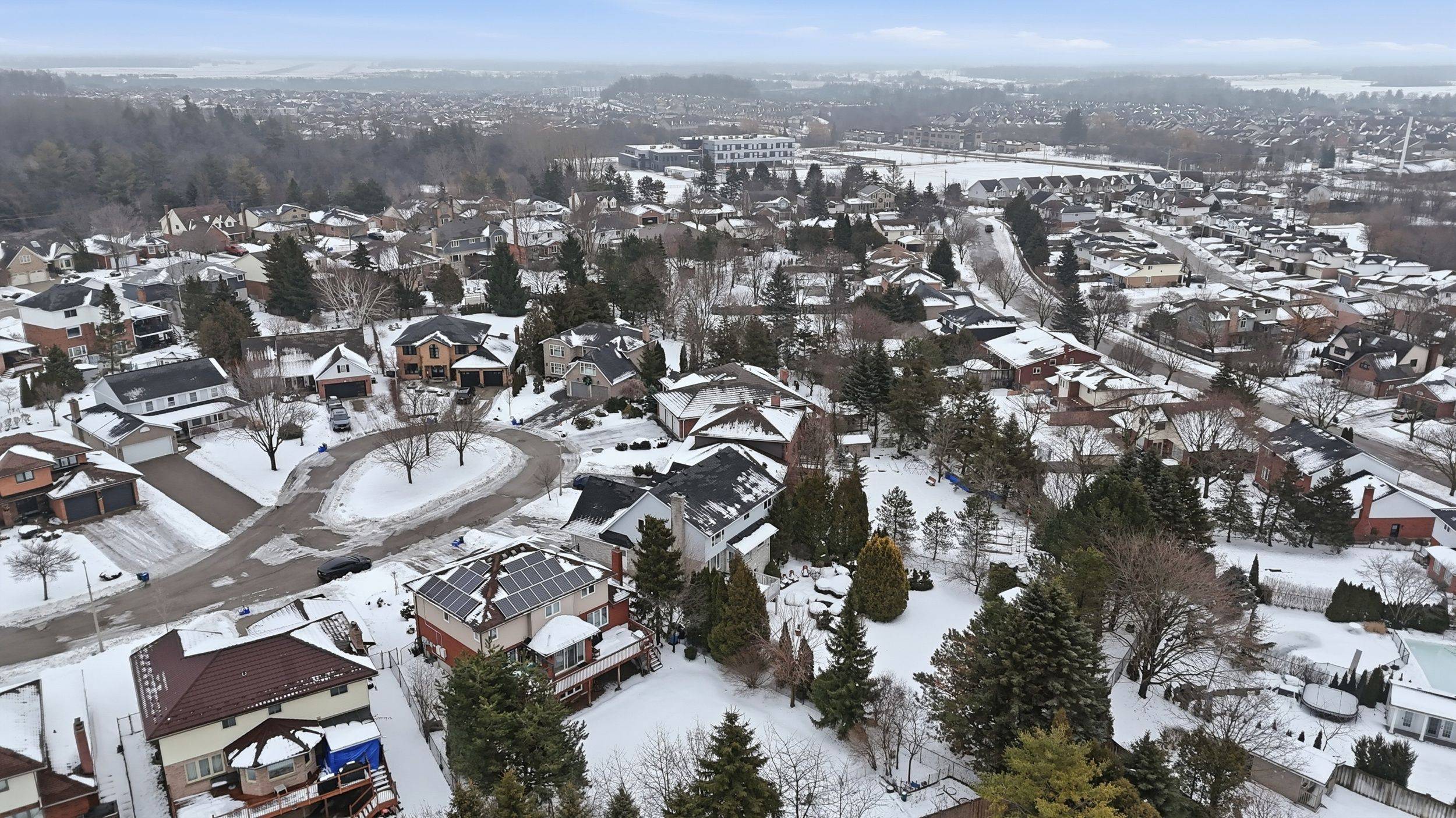 Kitchener, ON N2A 3W5,239 Rolling Acres CT