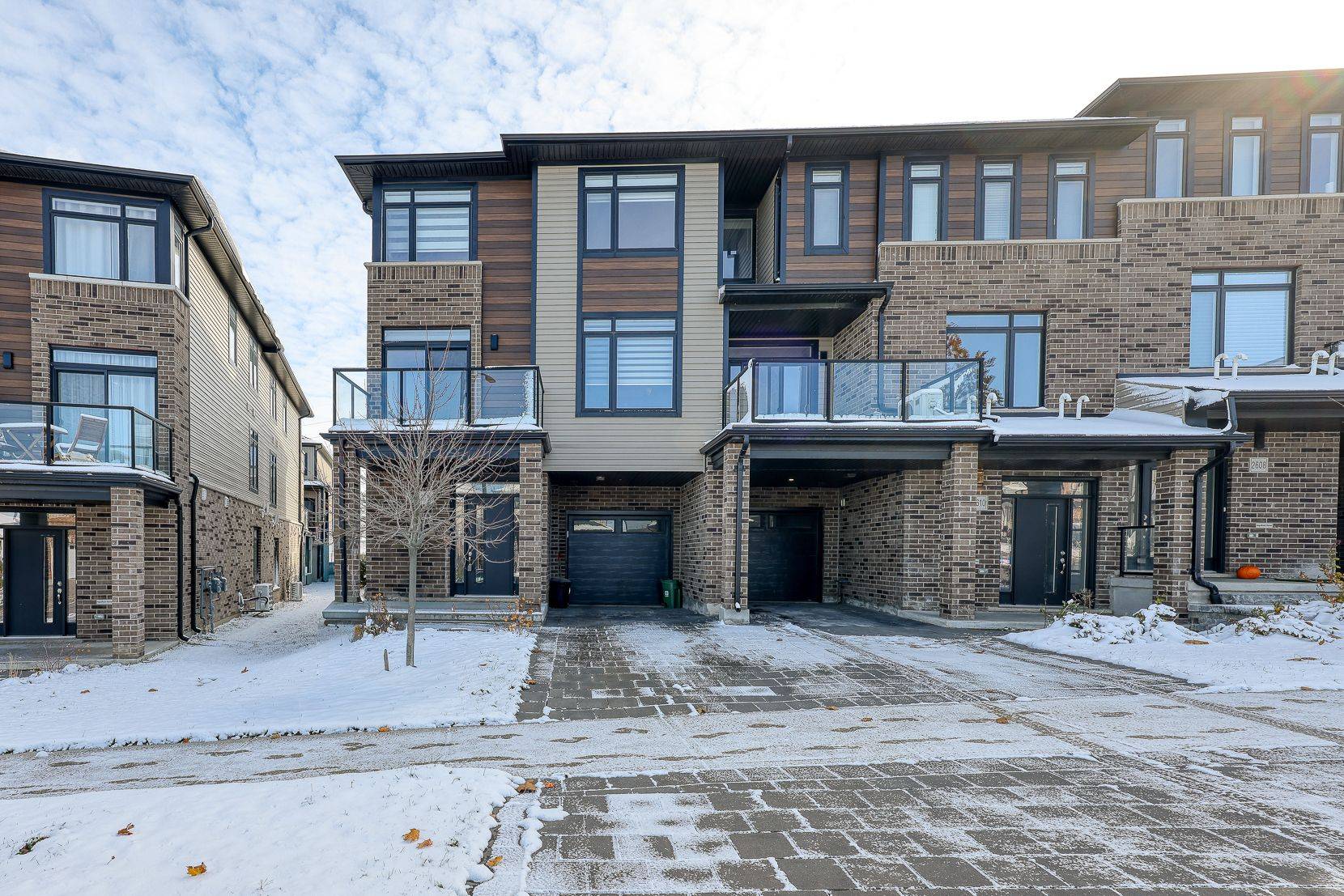 London South, ON N6M 0J4,2612 Sheffield BLVD #5