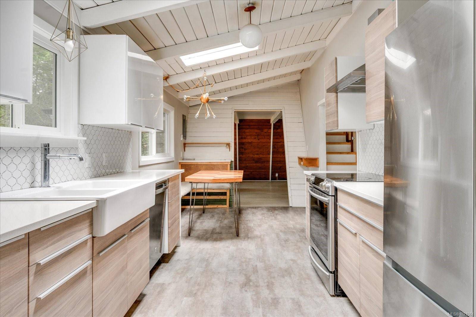 Gabriola Island, BC V0R 1X5,1535 Whalebone Dr