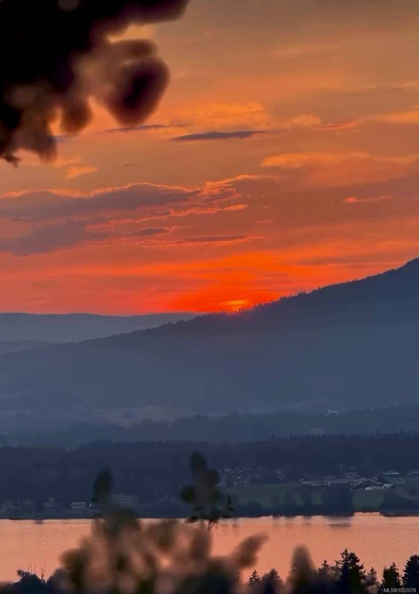 Duncan, BC V9L 0H5,6273 Seablush Cres