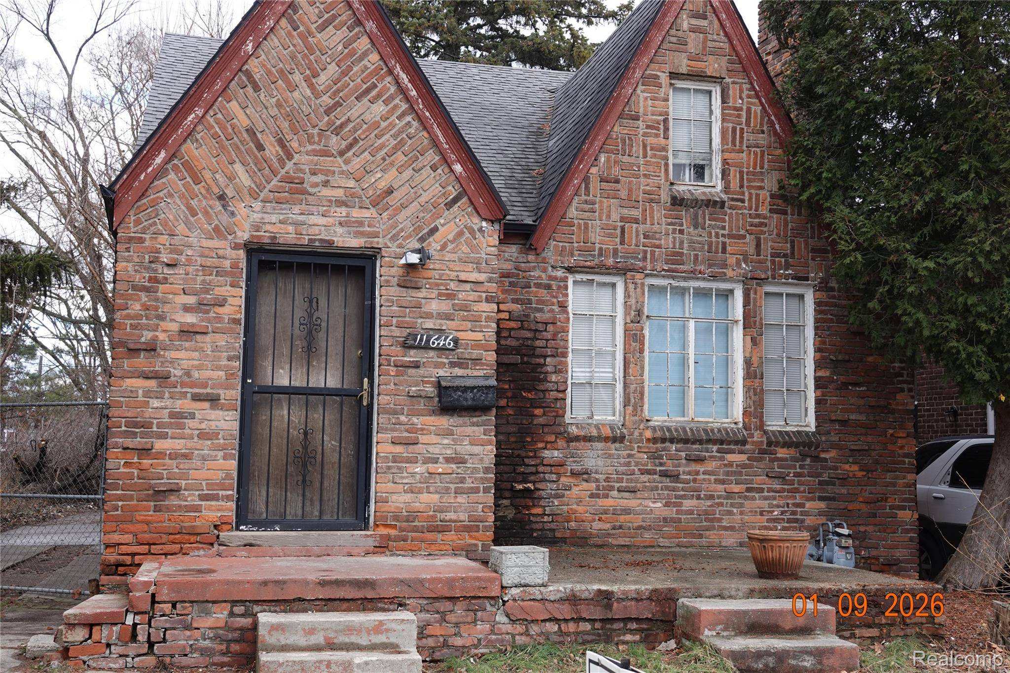 Detroit, MI 48228,11646 Glastonbury AVE