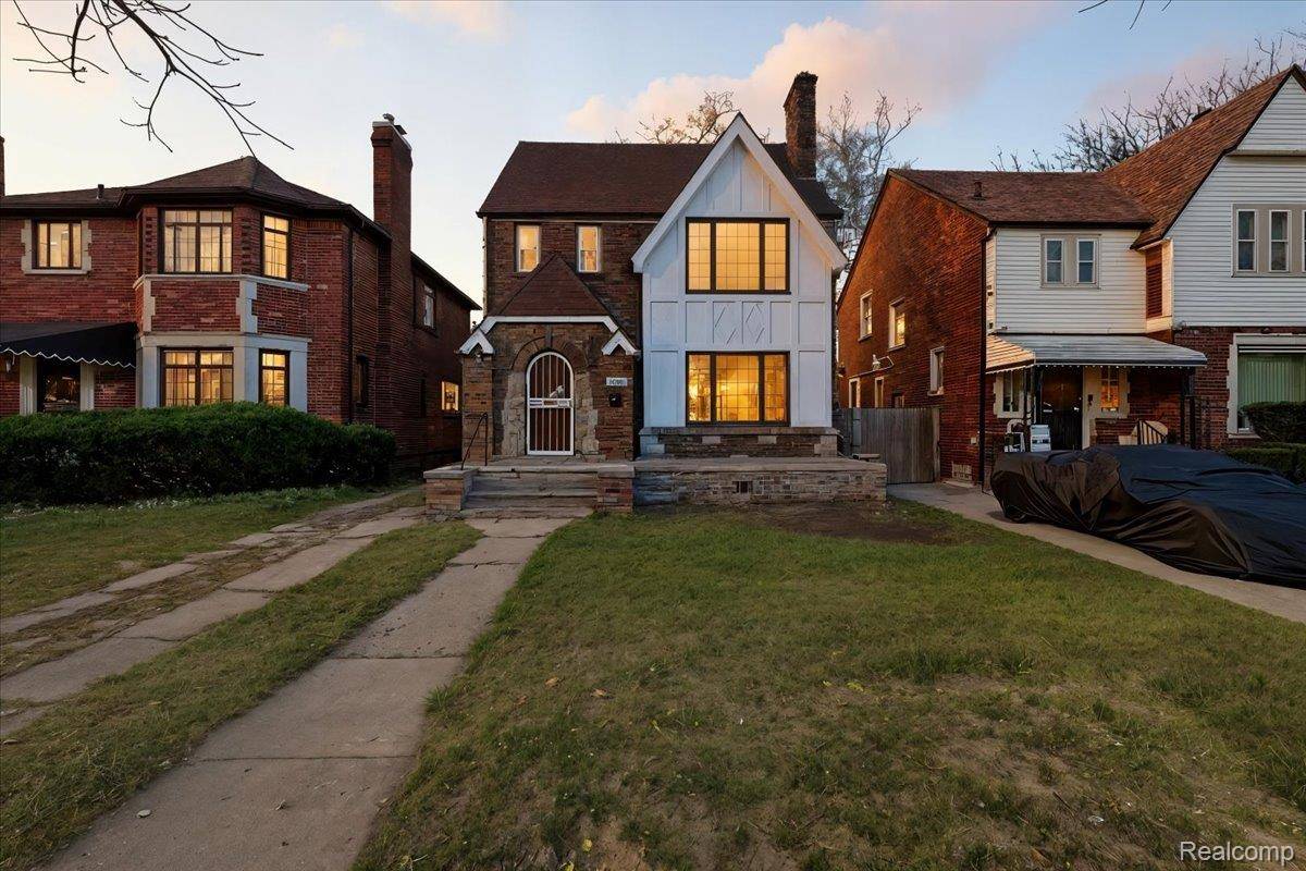 Detroit, MI 48221,18961 Pennington DR