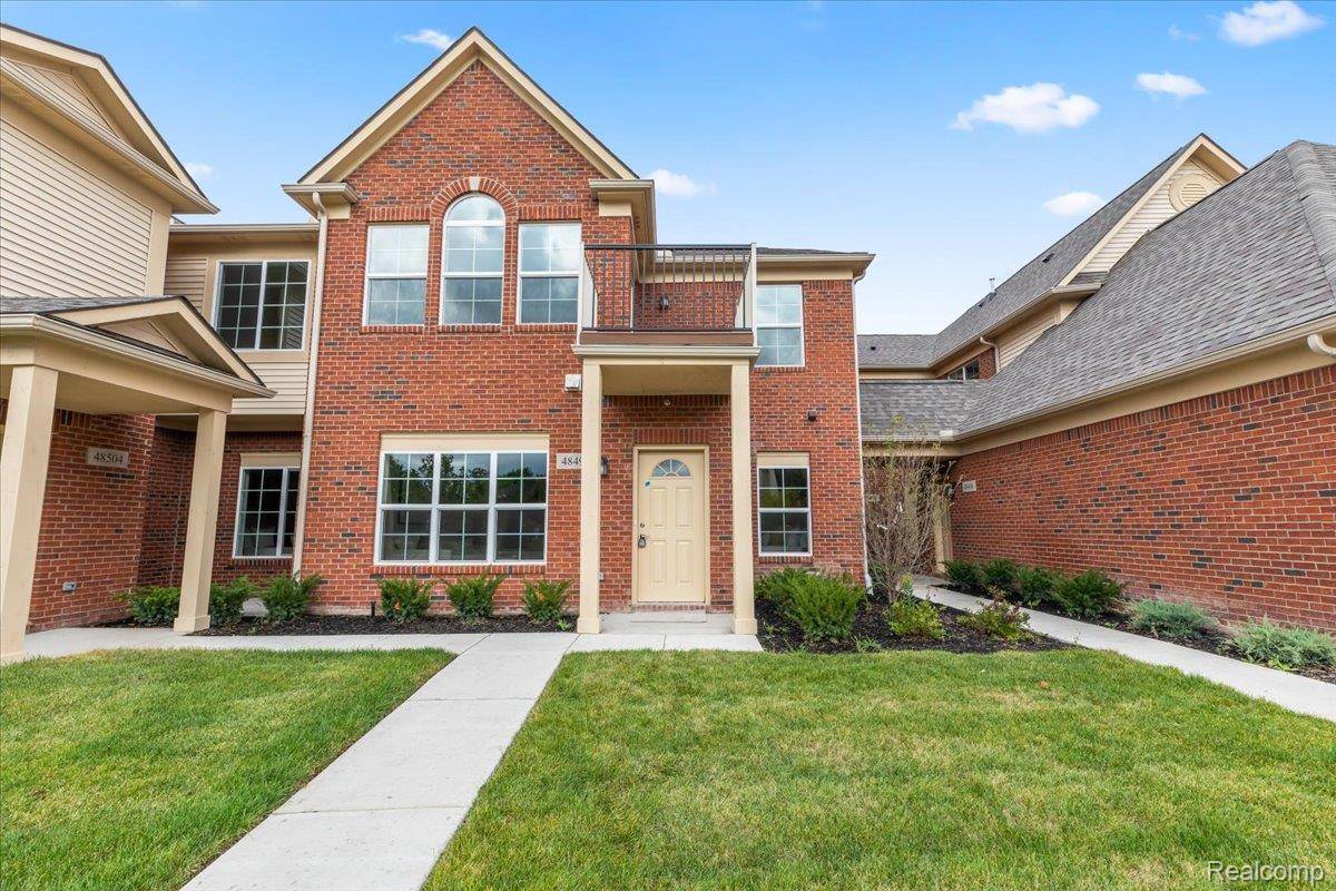 Canton, MI 48188,48480 Bridge Way #570