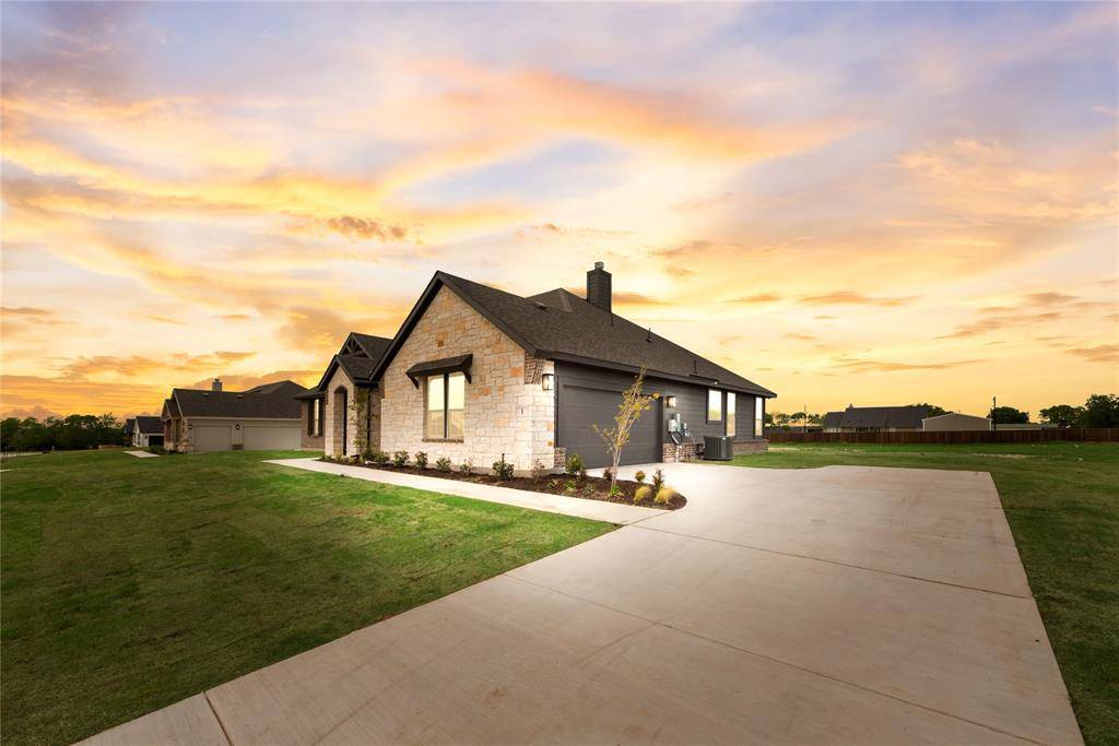 Sherman, TX 75090,1 Louis Road