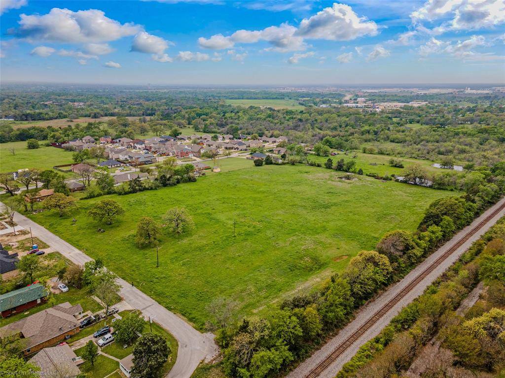 Terrell, TX 75160,000 Eason Street