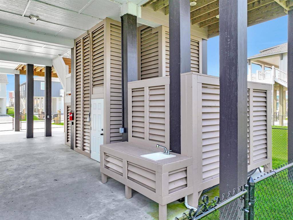 Port Bolivar, TX 77650,1983 Royalville Court