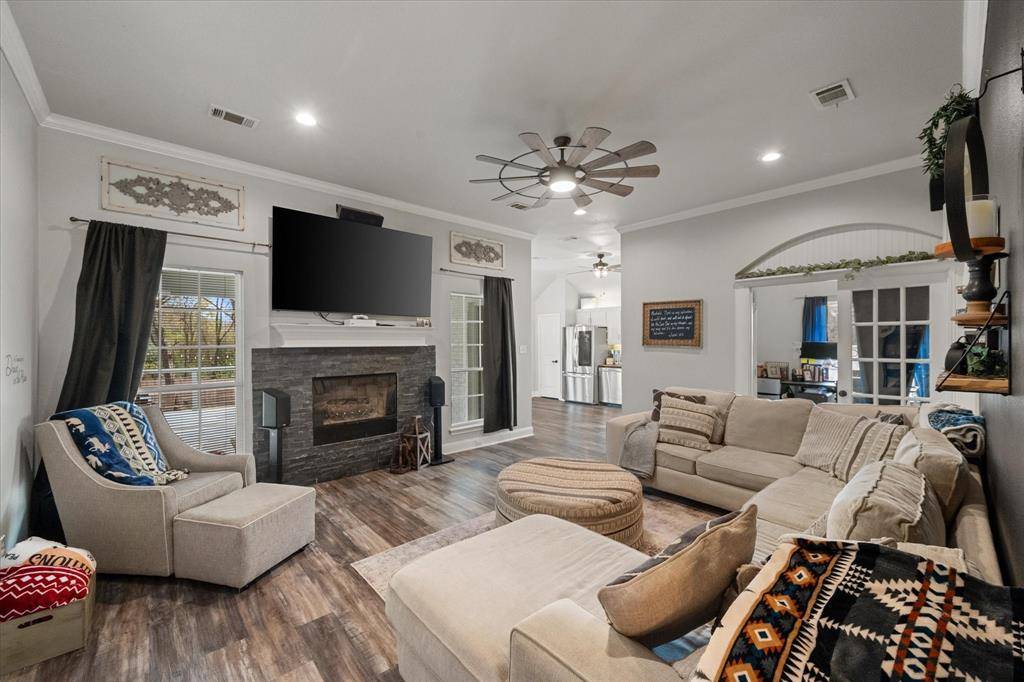 Gun Barrel City, TX 75156,460 Admiral Drive