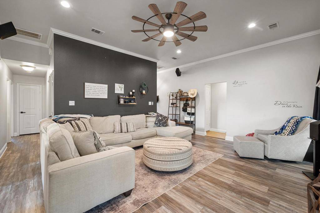 Gun Barrel City, TX 75156,460 Admiral Drive