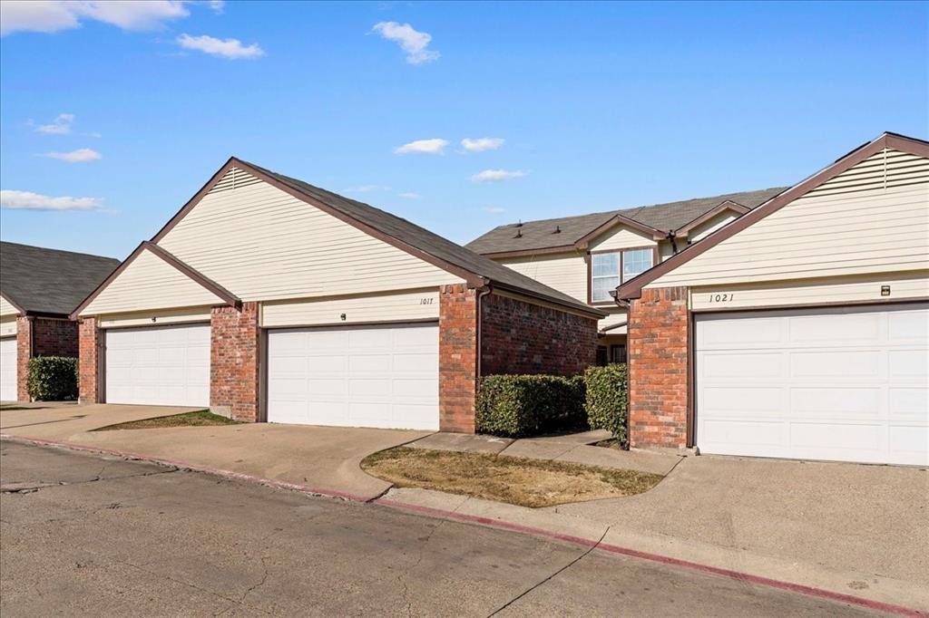 Garland, TX 75043,1017 Weston Drive #1017