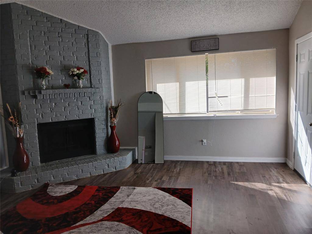 5002 Prairieview Court S, Arlington, TX 76017