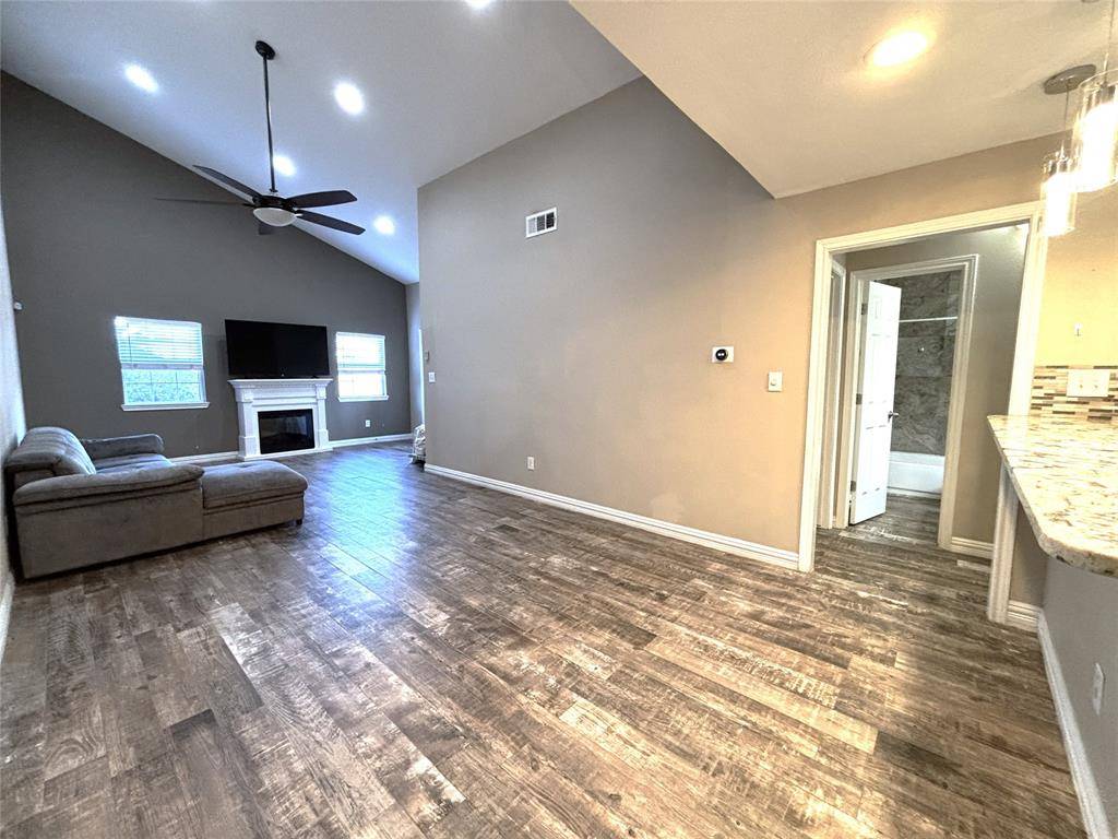 Dallas, TX 75243,9461 Timberleaf Drive