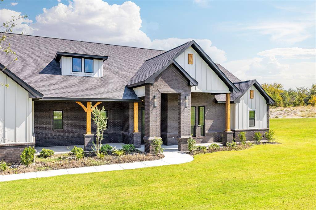 Weatherford, TX 76085,125 Oak Meadow Lane