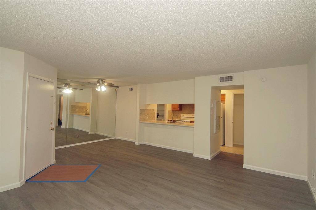 Dallas, TX 75243,12480 Abrams Road #201