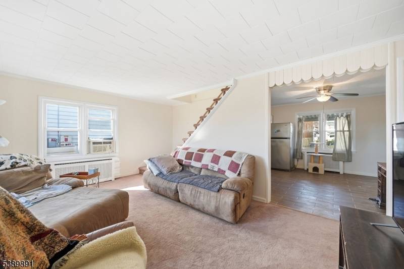 Lodi Boro, NJ 07644,55 Burns Ave