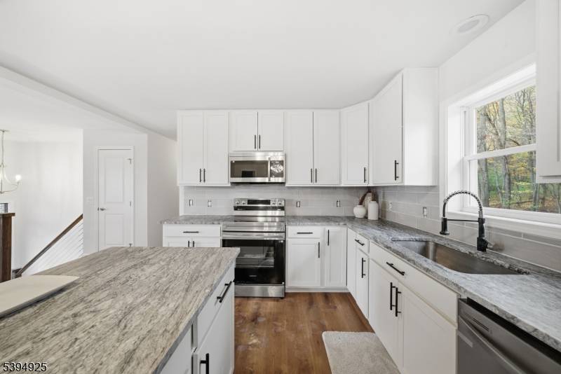 Mount Olive Twp., NJ 07840,20 Mine Hill Rd