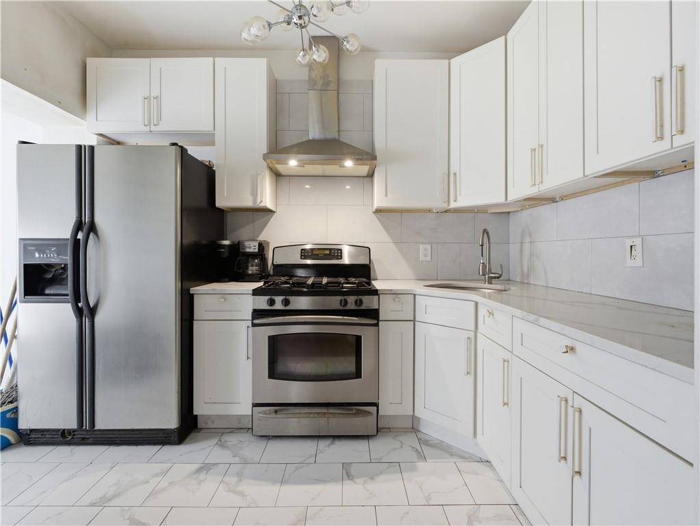 Brooklyn, NY 11226,372 Parkside AVE