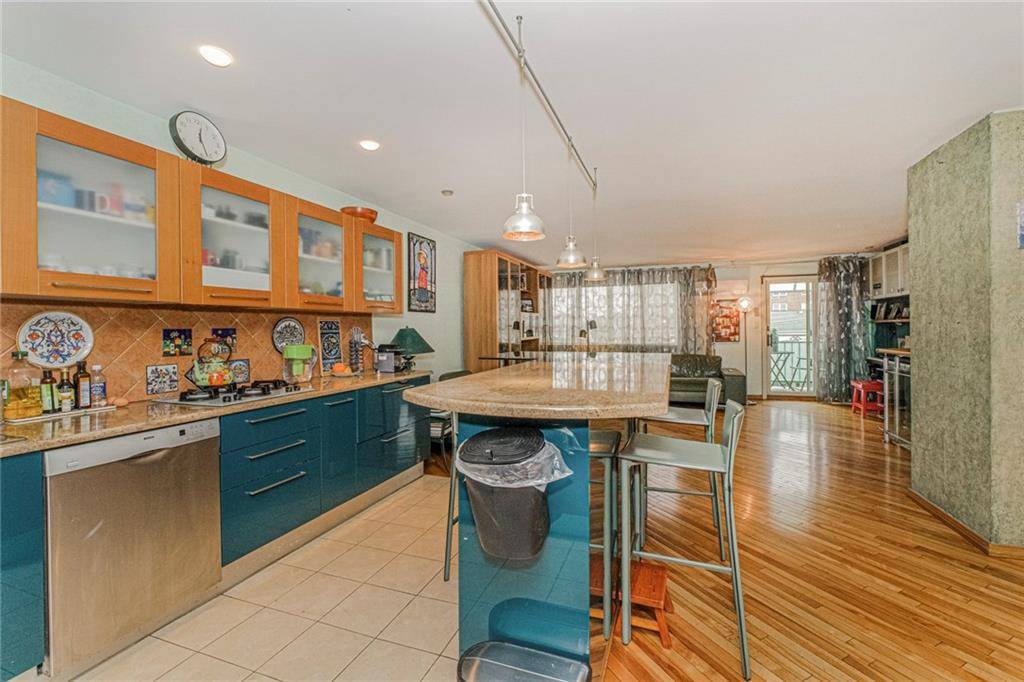 Brooklyn, NY 11223,2456 West 2nd ST