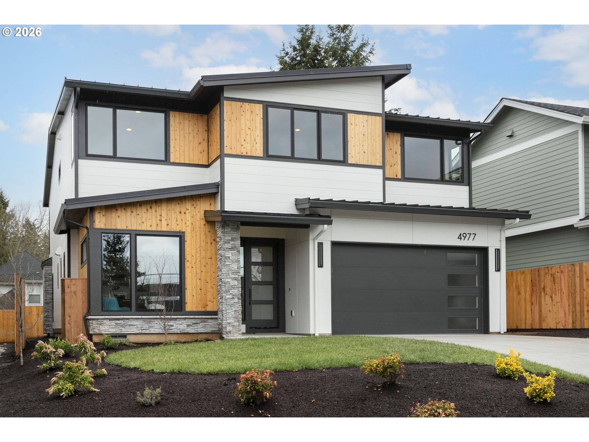 West Linn, OR 97068,4977 SUMMIT ST