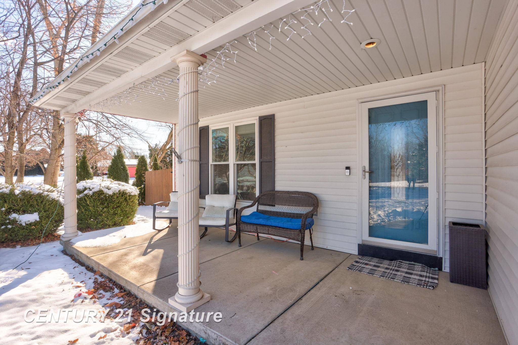 Freeland, MI 48623,8183 N River RD