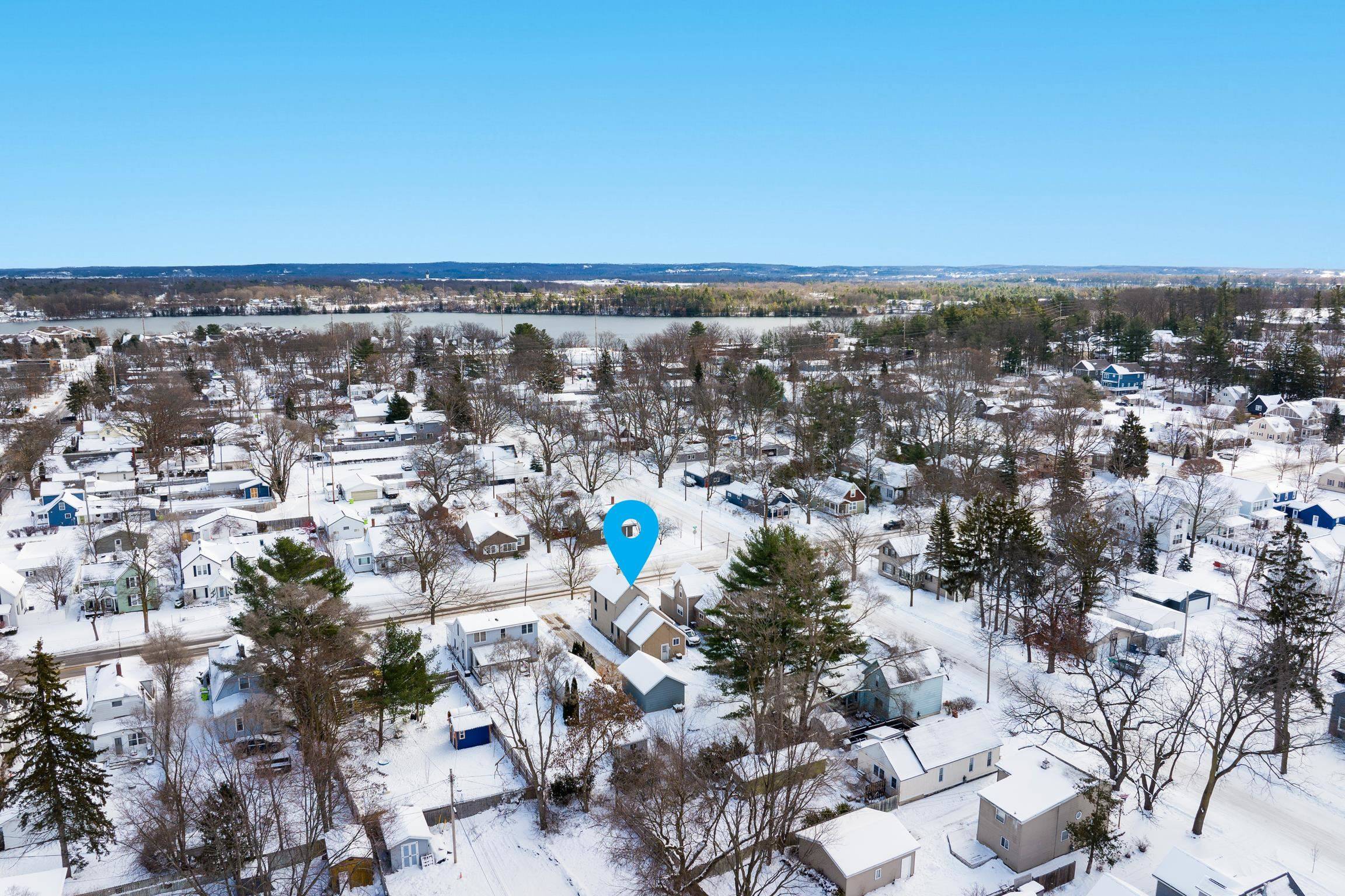 Traverse City, MI 49684,1224 S Union