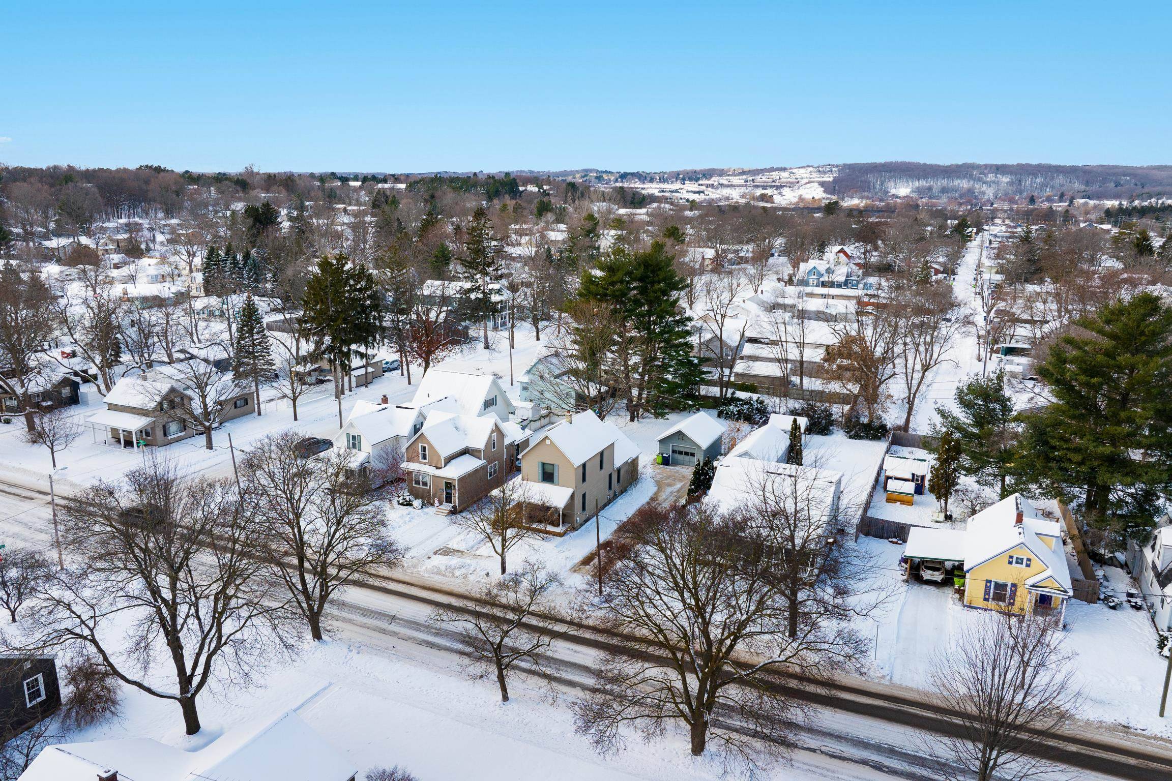 Traverse City, MI 49684,1224 S Union