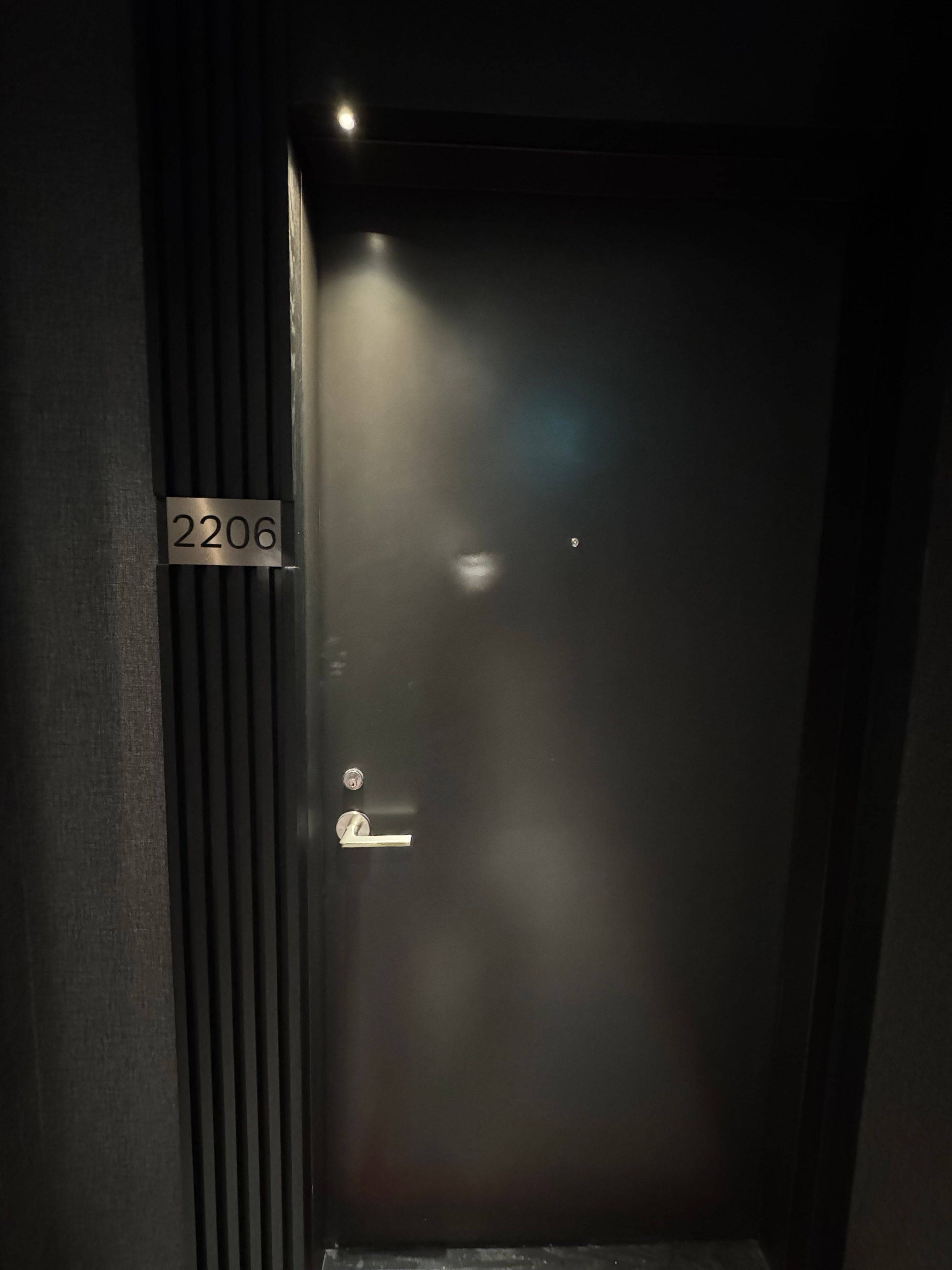 Toronto C10, ON M4P 1V7,110 Broadway AVE #2206S