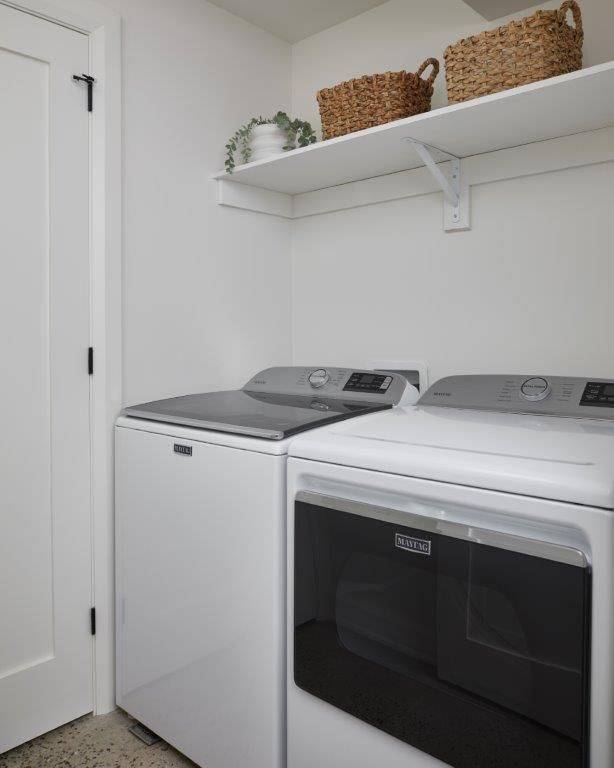 Toronto C04, ON M4N 1Y8,31 Roslin AVE #Lower