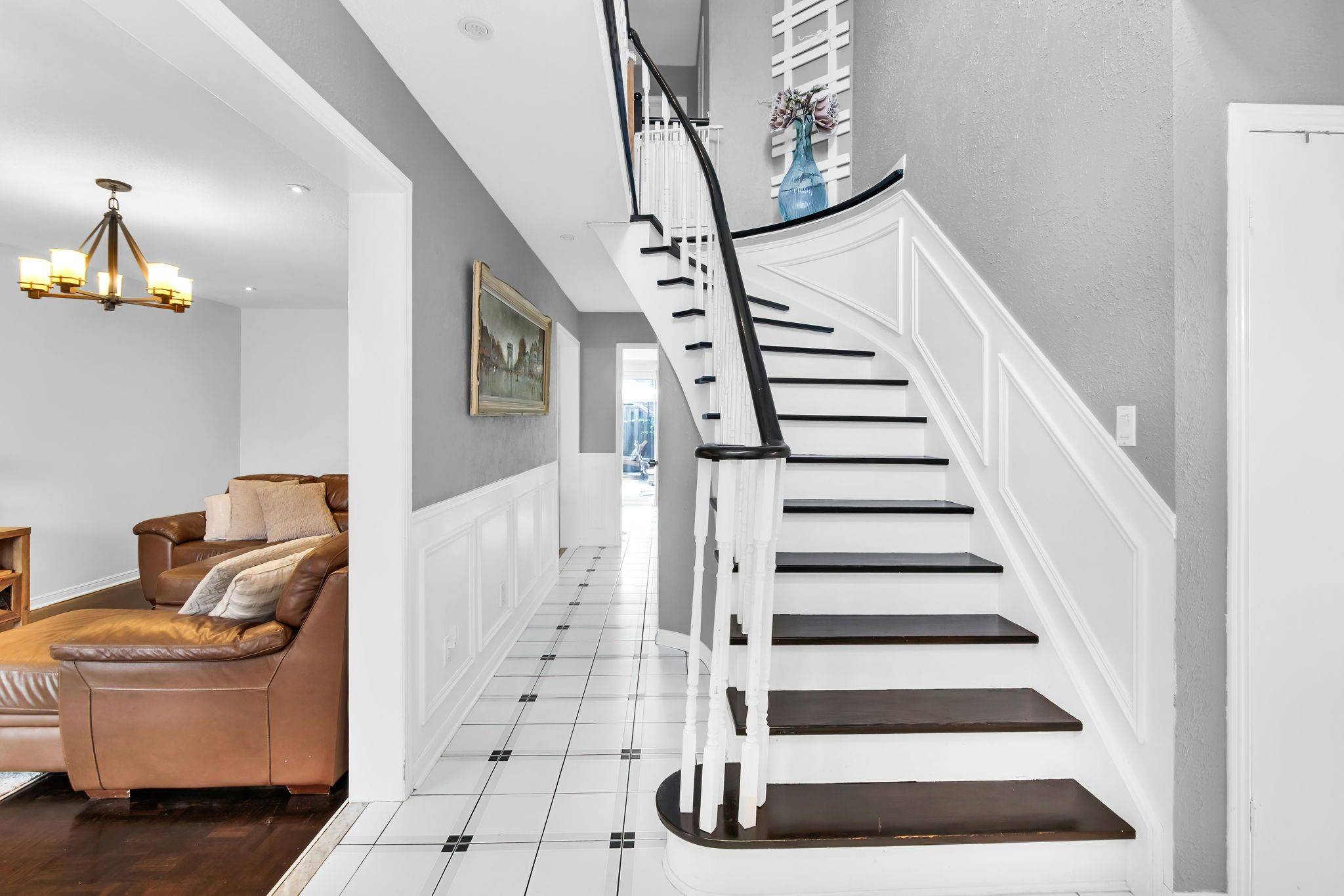 Vaughan, ON L4J 6G1,72 Gayla ST