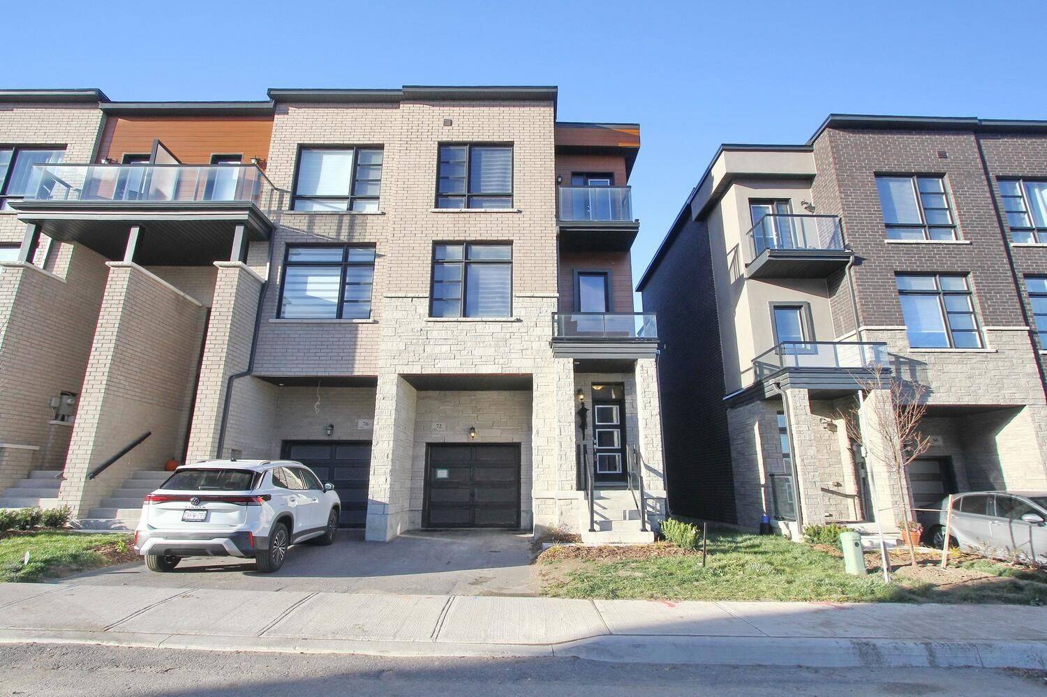 Vaughan, ON L4H 5G9,72 Wascana RD