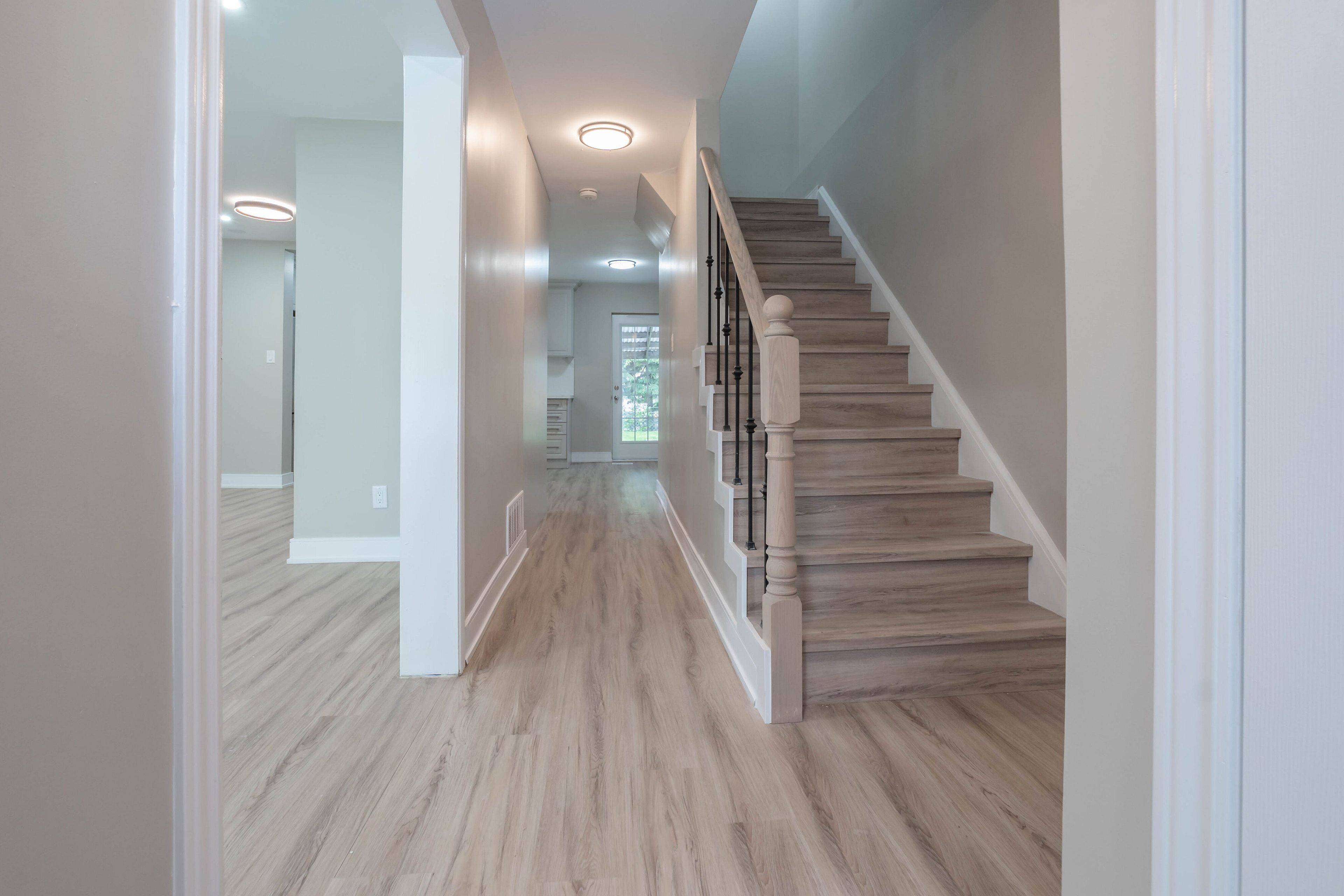 Brampton, ON L6S 1H9,33 Glenmore CRES