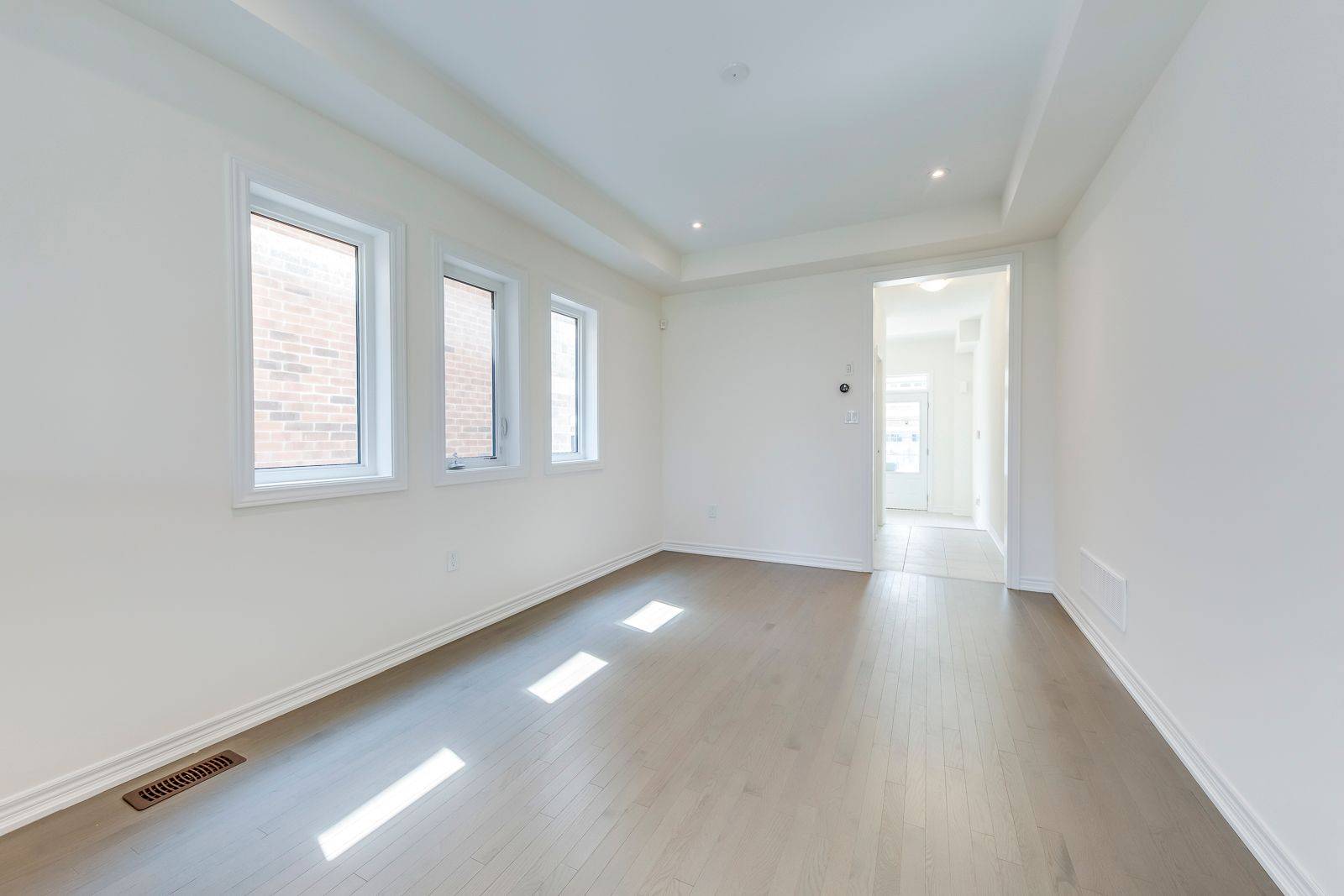 Burlington, ON L7M 1A2,3139 Goodyear RD