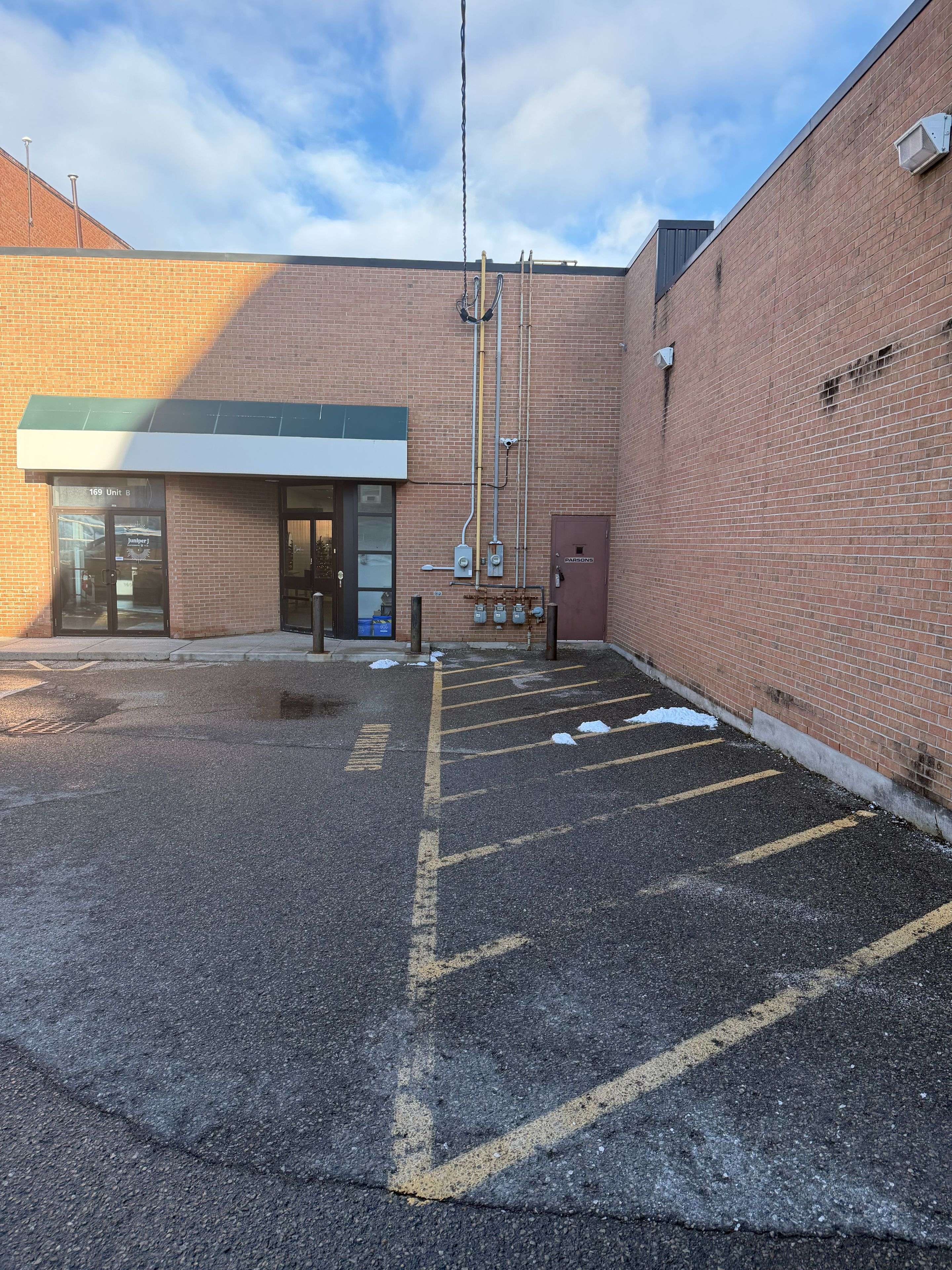 Tillsonburg, ON N4G 3P9,169 Broadway N/A